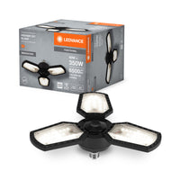 LEDVANCE Highbay Blade plafondlamp in zwart, aluminium, met verstelbare lichtvleugels, levert 60 W of 6500 lm in neutraal wit met 4000 K, E27-schroefdraad, diameter 337,5 mm, IP20