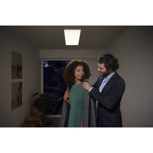 LEDVANCE Smarte LED Deckenleuchte, Panel für Innen mit WiFi Technologie, Lichtfarbe änderbar (3000K-6500K), RGB-Farben änderbar, 1200mm x 300mm, Kompatibel mit Google und Alexa Voice Control